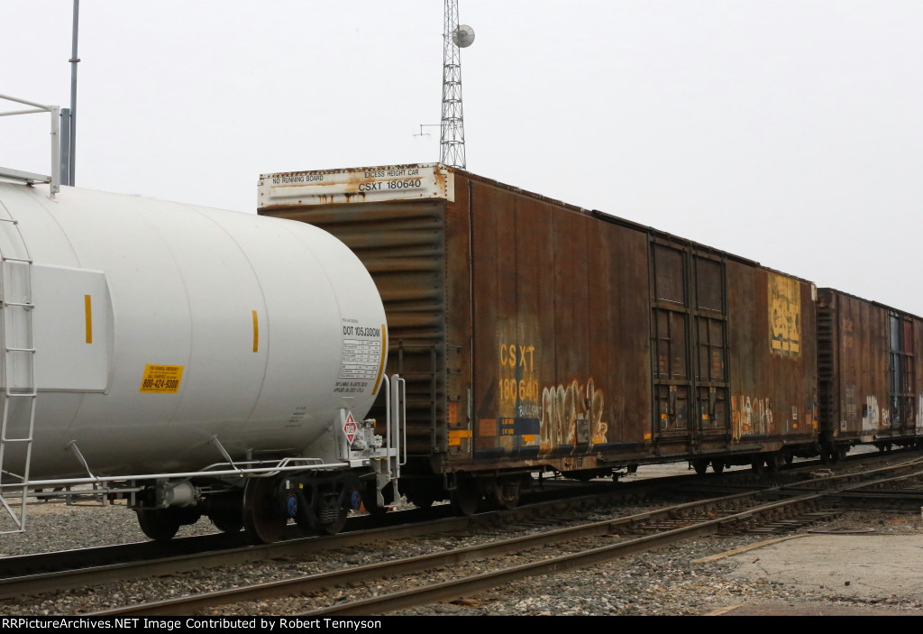 CSX Q686 Eastbound